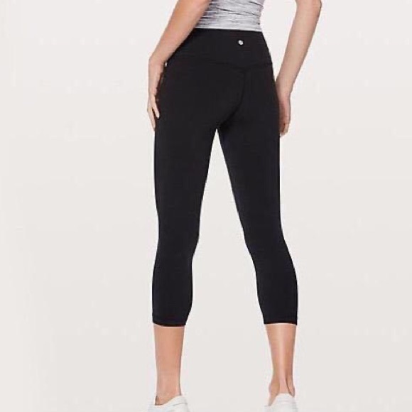 black high waisted lululemon leggings